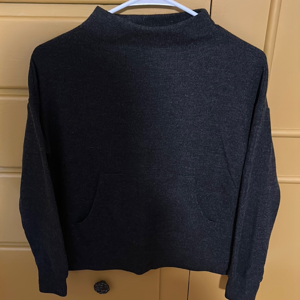 Banana Republic Grey Top. Size XXS Petite.